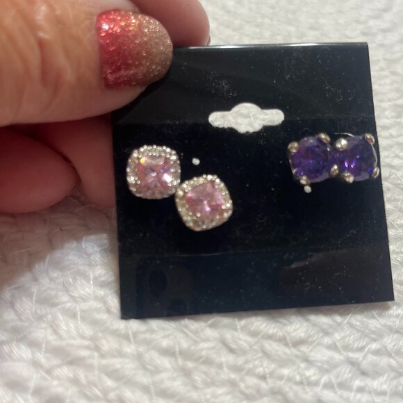 Vintage AVON PINK with CLEAR & AMETHYST RHINESTONE Silver Tone Stud Earrings - Picture 1 of 3